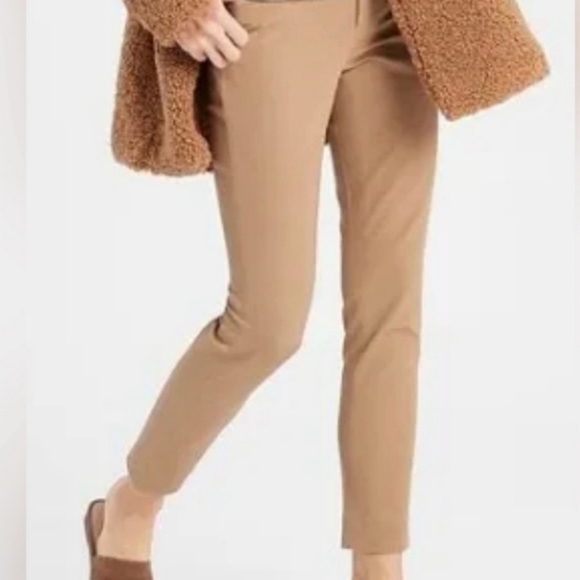 Banana Republic Tan Capris, The Sloan Fit - Picture 7 of 7